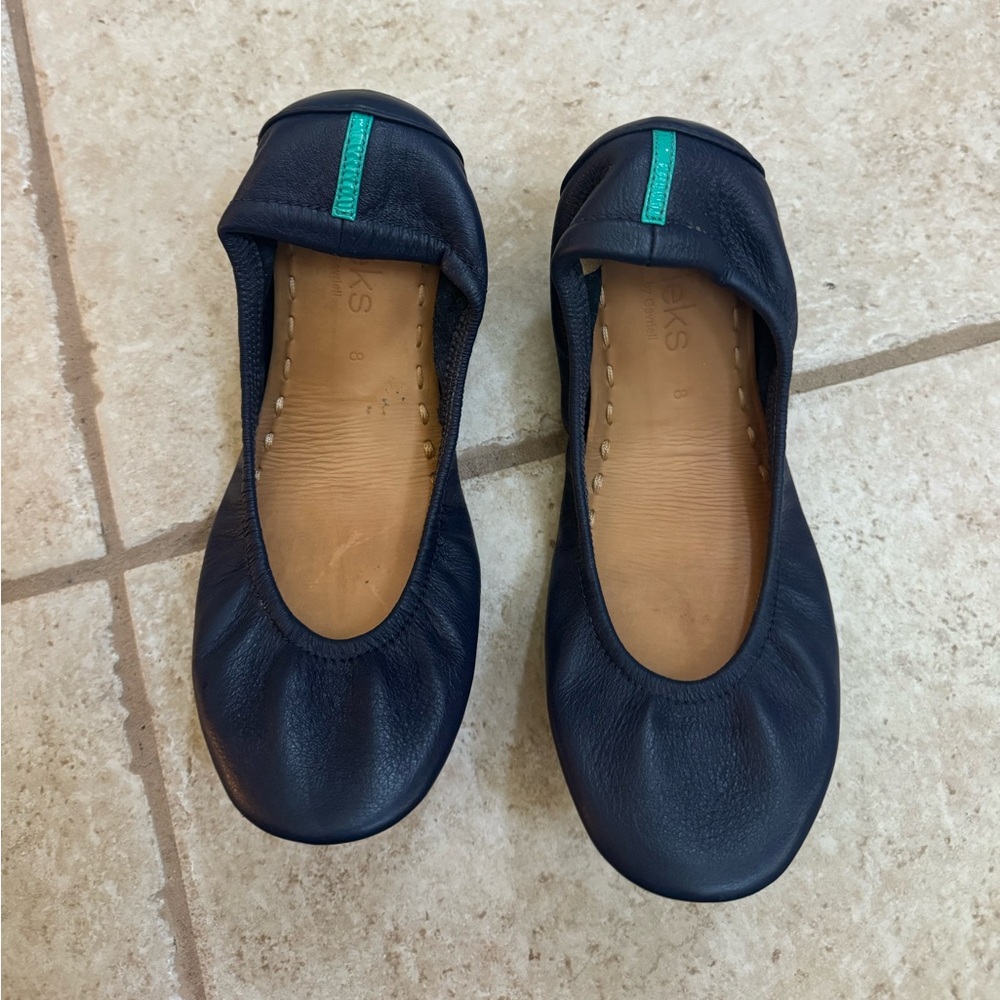Tieks SZ 8 Navy Ballet Flats with Teal Accent EUC
